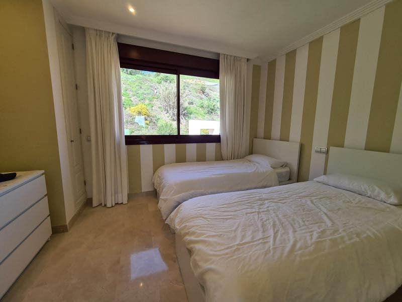4 sovrum Hus att hyra i Benahavis med pool garage - 4 000 € (Ref: 9344190)