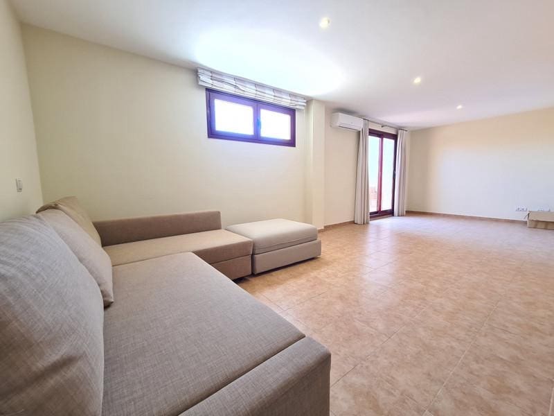 4 sovrum Hus att hyra i Benahavis med pool garage - 4 000 € (Ref: 9344190)