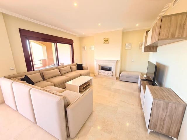 Maison de Ville de 4 chambres à louer à El Paraíso, Benahavís avec piscine garage - 4 000 € (Ref: 9344190)