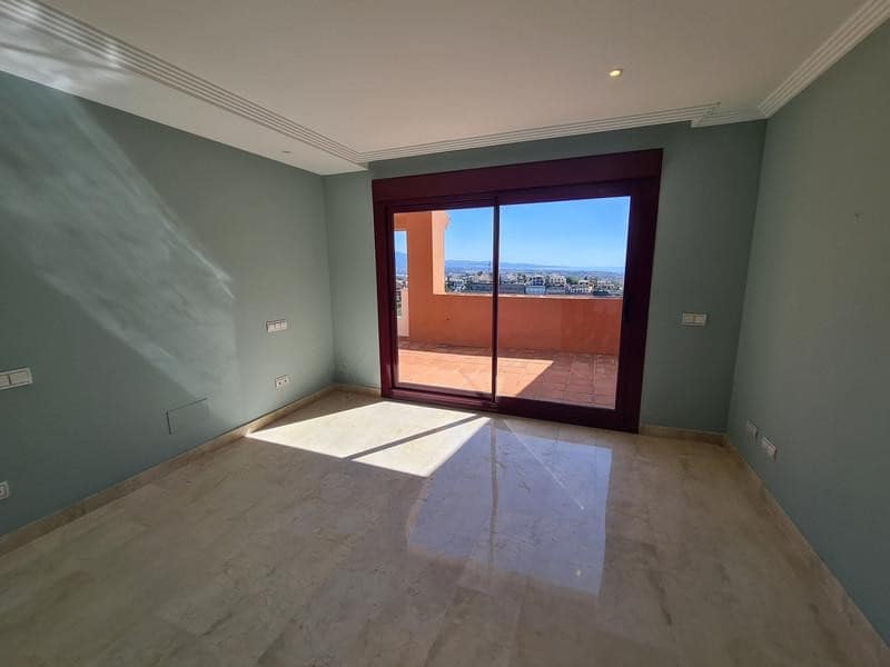 4 sovrum Hus att hyra i Benahavis med pool garage - 4 000 € (Ref: 9344190)