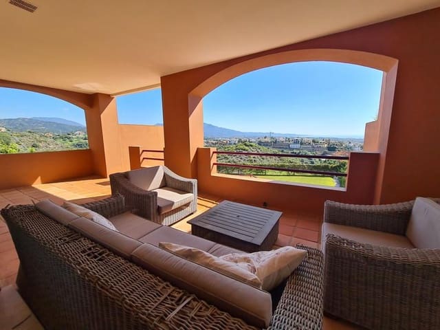 Maison de Ville de 4 chambres à louer à El Paraíso, Benahavís avec piscine garage - 4 000 € (Ref: 9344190)