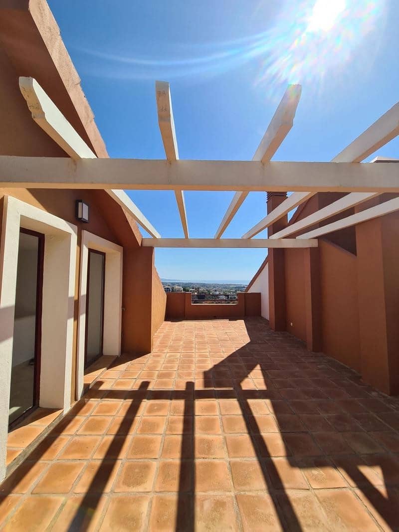 4 sovrum Hus att hyra i Benahavis med pool garage - 4 000 € (Ref: 9344190)