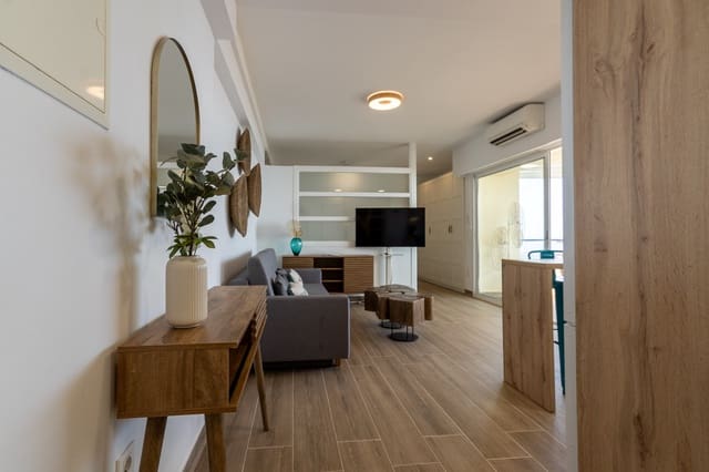 1 quarto Apartamento para arrendar em Romana Playa, Marbella com garagem - 1 950 € (Ref: 9344191)