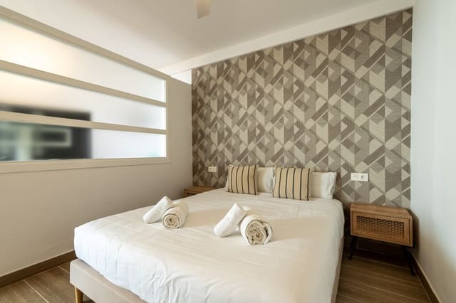 1 quarto Apartamento para arrendar em Romana Playa, Marbella com garagem - 1 950 € (Ref: 9344191)