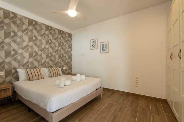 1 makuuhuone Huoneisto vuokrattavana paikassa Romana Playa, Marbella mukana 
autotalli - 1 950 € (Ref: 9344191)