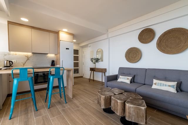 1 makuuhuone Huoneisto vuokrattavana paikassa Romana Playa, Marbella mukana 
autotalli - 1 950 € (Ref: 9344191)