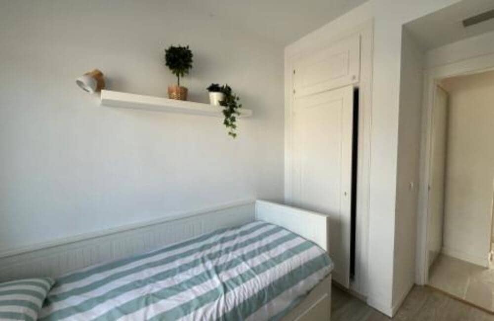 3 sovrum Lägenhet att hyra i Nueva Andalucia med pool - 3 000 € (Ref: 9344192)