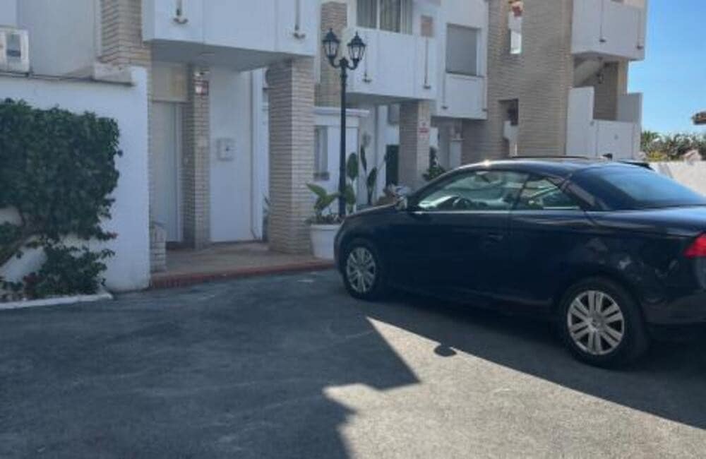 3 sovrum Lägenhet att hyra i Nueva Andalucia med pool - 3 000 € (Ref: 9344192)