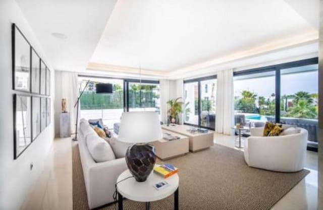 6 soverom Villa til leie i Nueva Andalucía Centro, Marbella med svømmebasseng garasje - € 19 000 (Ref: 9344193)