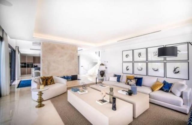 6 soverom Villa til leie i Nueva Andalucía Centro, Marbella med svømmebasseng garasje - € 19 000 (Ref: 9344193)