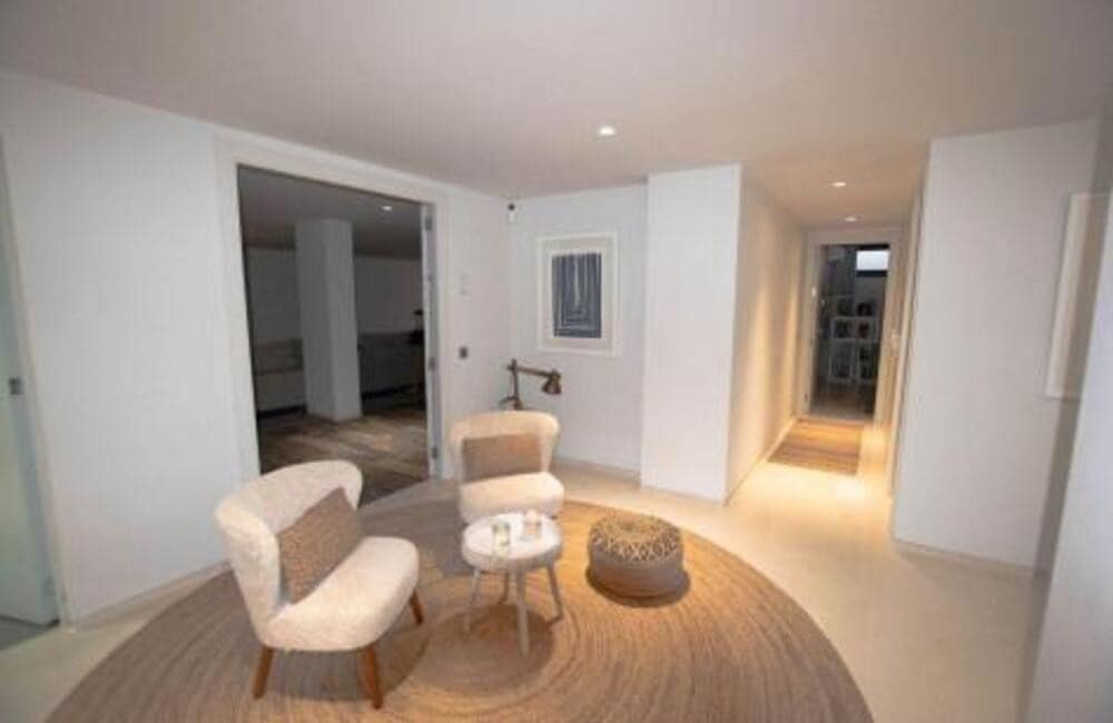 6 sypialnia Willa na kwatery wakacyjne w Nueva Andalucia z basenem garażem - 13 000 € (Ref: 9344194)