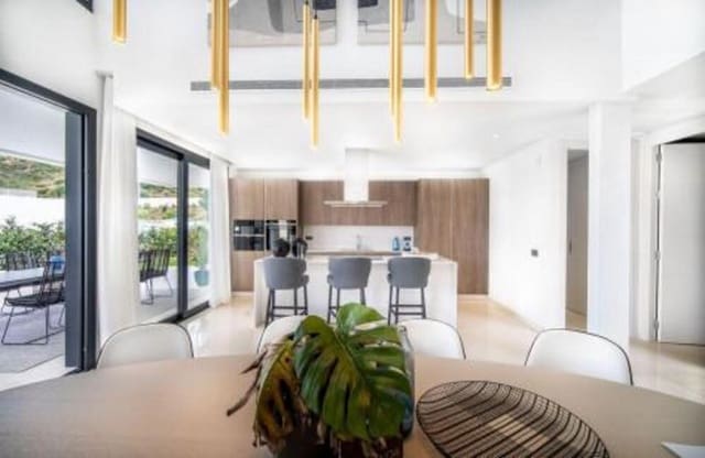 Chalet de 6 habitaciones en Nueva Andalucía Centro, Marbella en alquiler vacacional con piscina garaje - 13.000 € (Ref: 9344194)