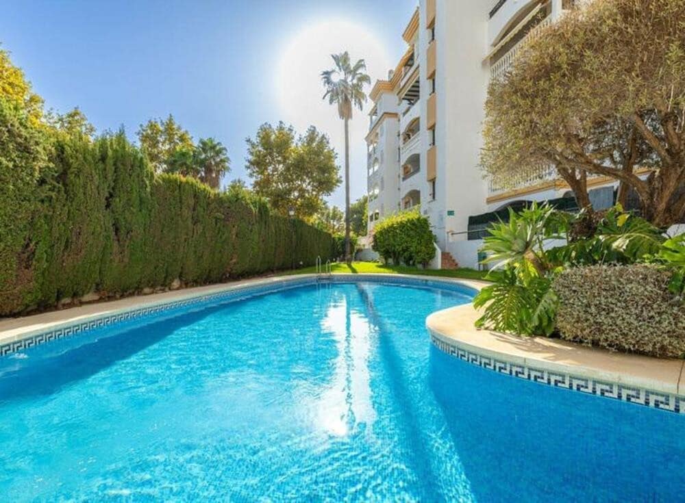 Ático de 4 habitaciones en San Pedro de Alcantara en venta con piscina garaje - 549.000 € (Ref: 9344195)