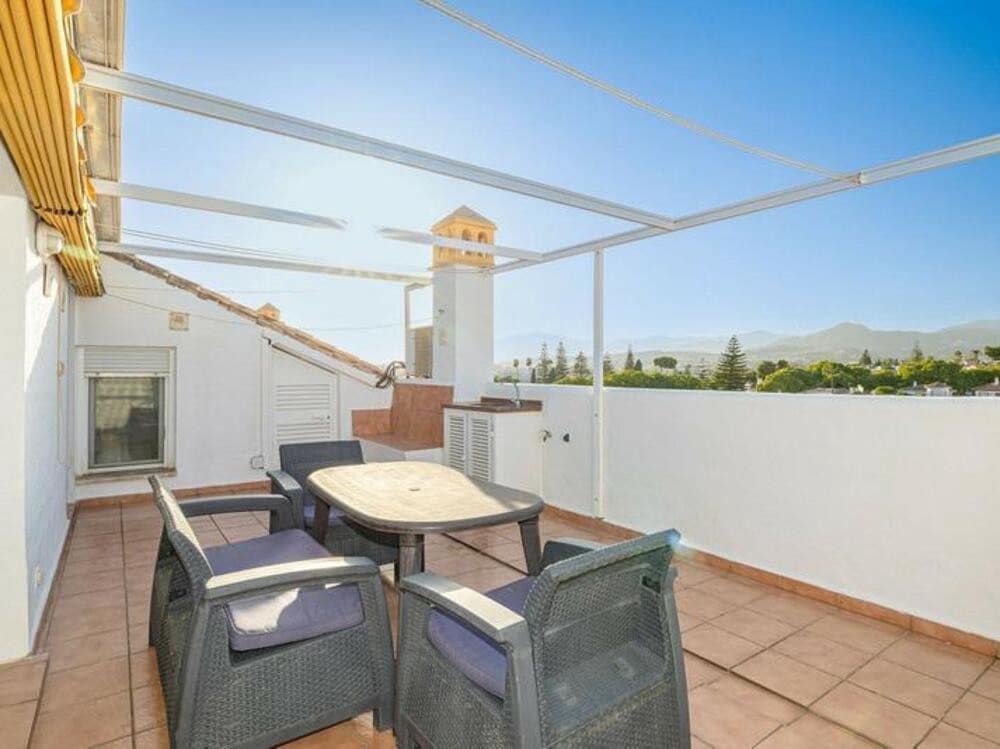 Ático de 4 habitaciones en San Pedro de Alcantara en venta con piscina garaje - 549.000 € (Ref: 9344195)