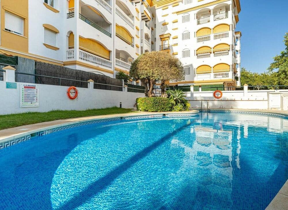 Ático de 4 habitaciones en San Pedro de Alcantara en venta con piscina garaje - 549.000 € (Ref: 9344195)