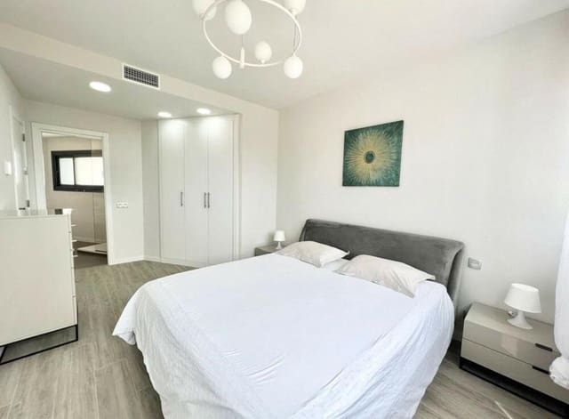 2 quarto Casa em Banda para arrendar em Cancelada, Estepona com piscina garagem - 2 700 € (Ref: 9346640)