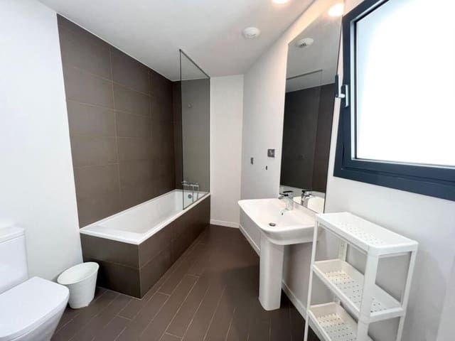 2 quarto Casa em Banda para arrendar em Cancelada, Estepona com piscina garagem - 2 700 € (Ref: 9346640)