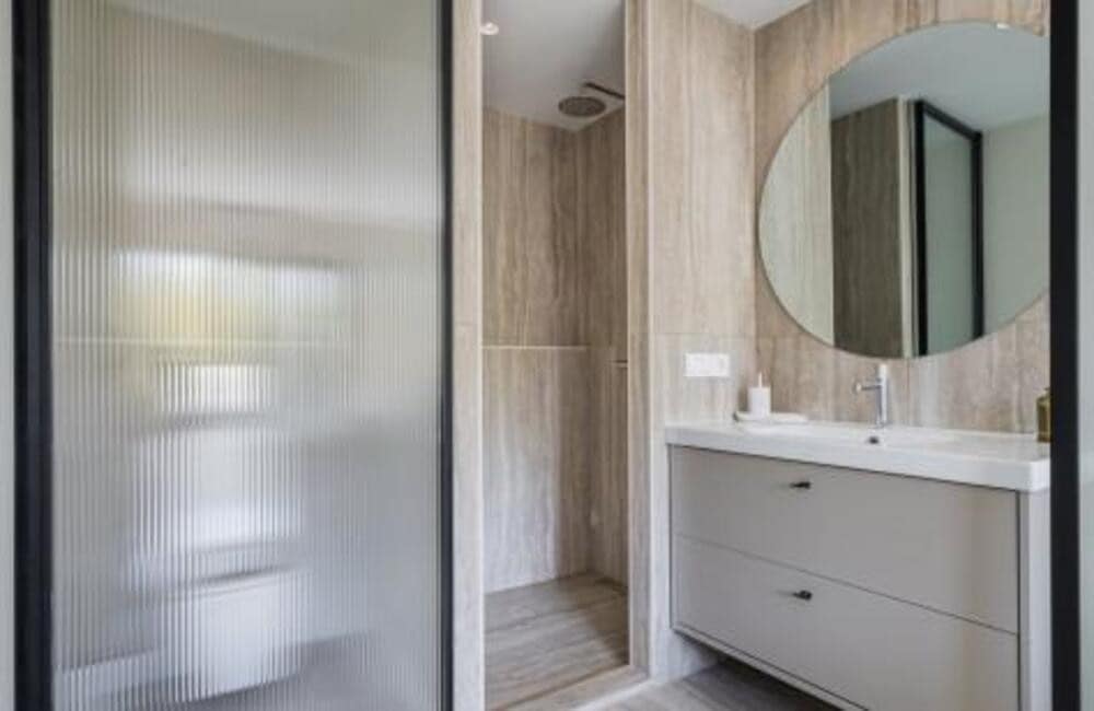 3 sypialnia Apartament na sprzedaż w Benahavis z basenem - 599 000 € (Ref: 9346641)