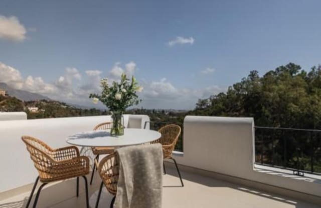 3 slaapkamer Appartement te koop in Los Arqueros - Puerto del Almendro, Benahavís met zwembad - € 599.000 (Ref: 9346641)