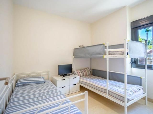 2 soveværelse Lejlighed til salg i Los Flamingos, Benahavís med swimmingpool garage - € 450.000 (Ref: 9348839)