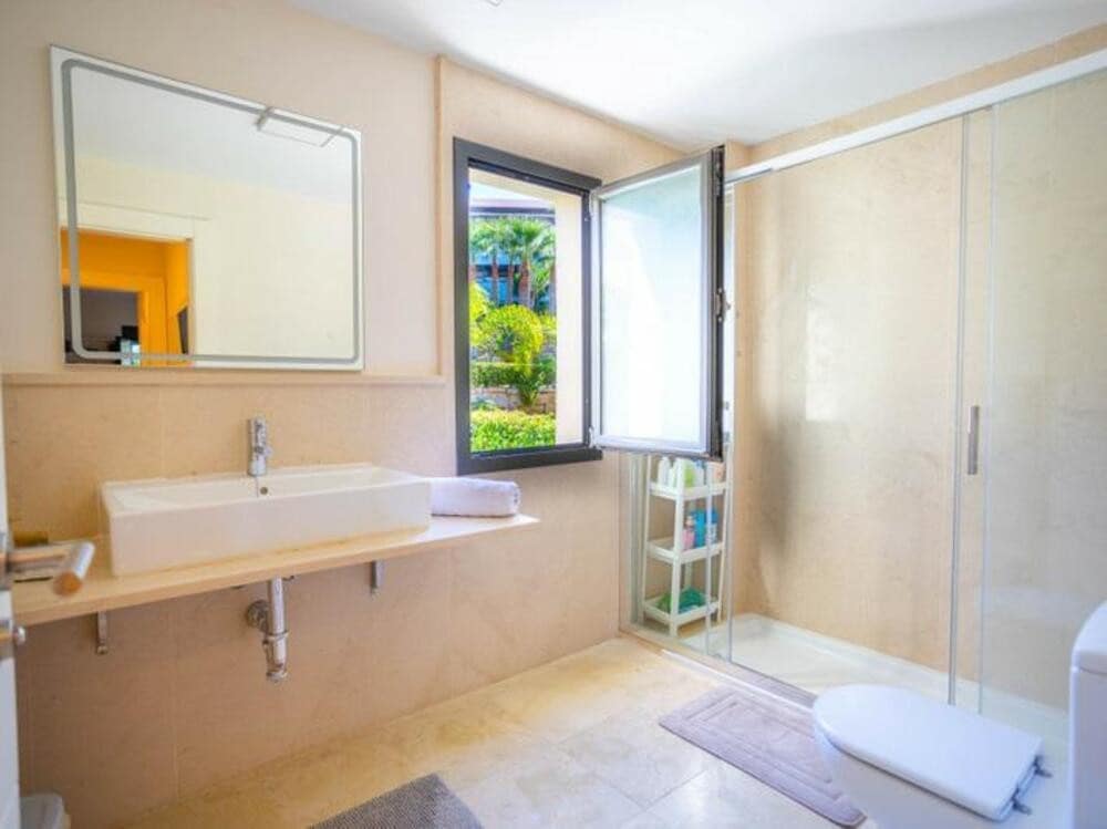 2 camera da letto Appartamento in vendita in Benahavis con piscina garage - 450.000 € (Rif: 9348839)