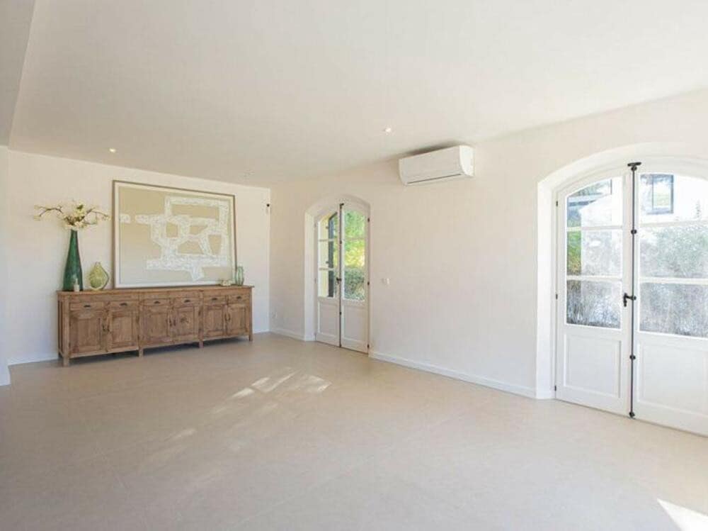 4 soverom Villa til leie i El Paraiso med svømmebasseng garasje - € 11 950 (Ref: 9353005)