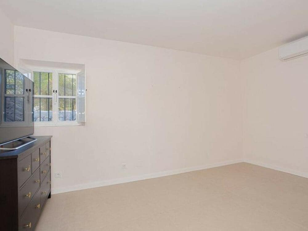 4 soverom Villa til leie i El Paraiso med svømmebasseng garasje - € 11 950 (Ref: 9353005)