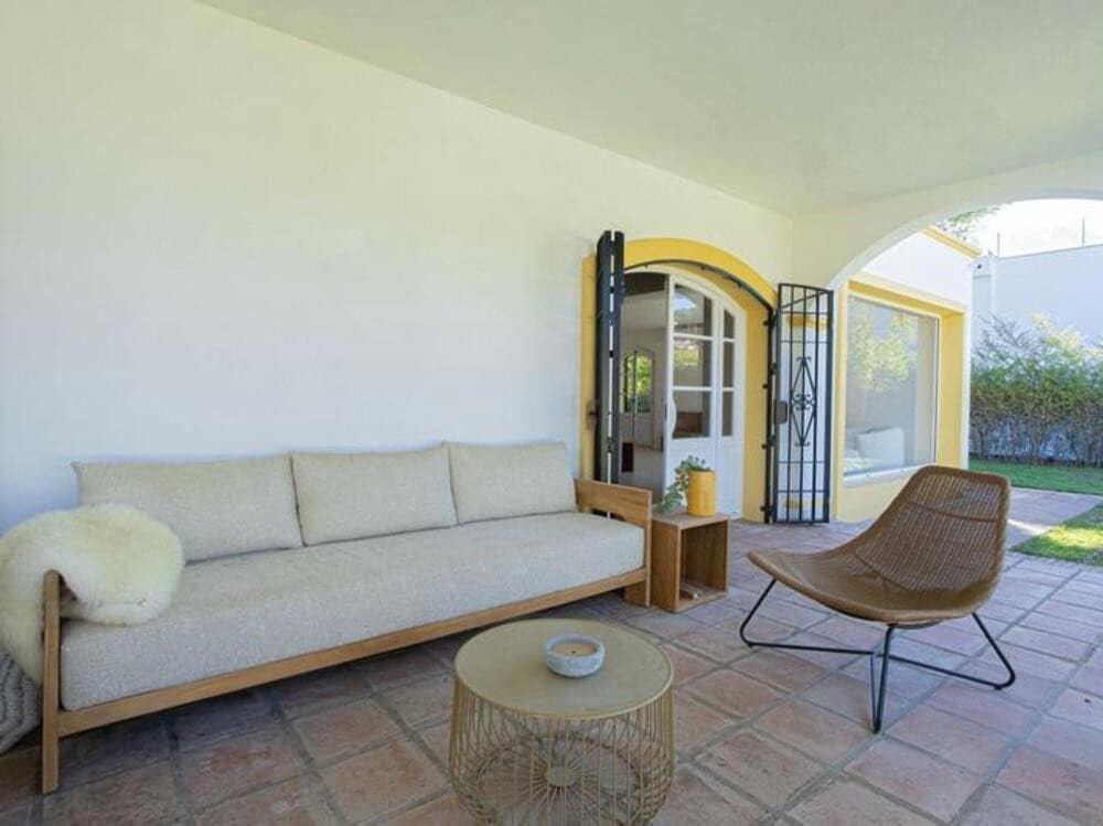 4 soverom Villa til leie i El Paraiso med svømmebasseng garasje - € 11 950 (Ref: 9353005)