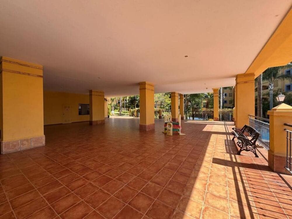 3 quarto Apartamento para venda em San Pedro de Alcantara com piscina garagem - 570 000 € (Ref: 9355344)