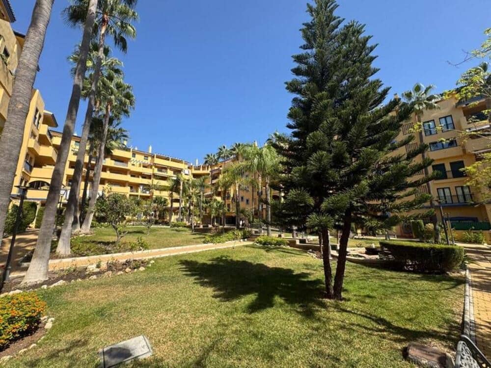 3 quarto Apartamento para venda em San Pedro de Alcantara com piscina garagem - 570 000 € (Ref: 9355344)