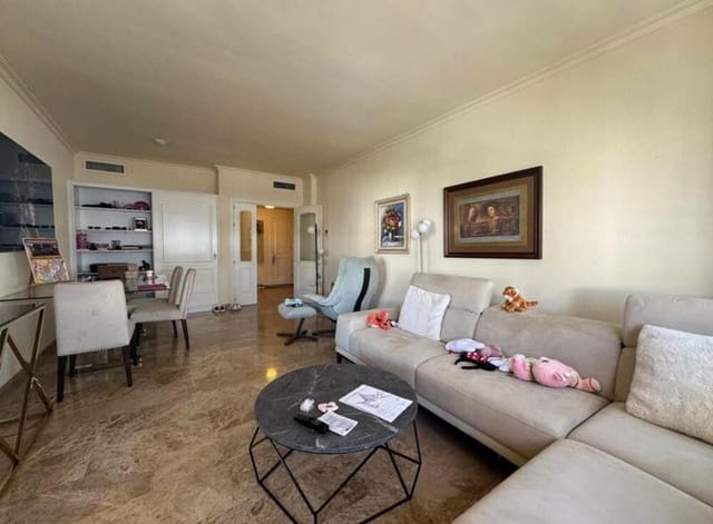 3 slaapkamer Appartement te koop in San Pedro de Alcántara Pueblo, Marbella met zwembad garage - € 570.000 (Ref: 9355344)
