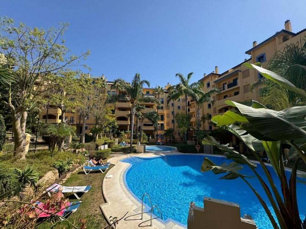 3 quarto Apartamento para venda em San Pedro de Alcantara com piscina garagem - 570 000 € (Ref: 9355344)