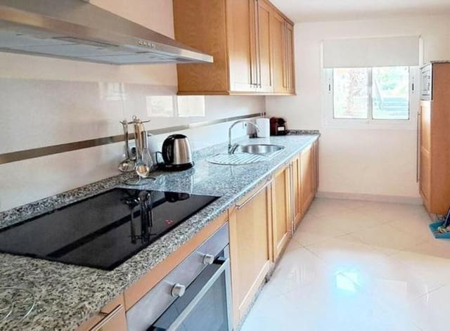 2 chambre Appartement à vendre à Nueva Andalucía, Almería ville avec piscine garage - 495 000 € (Ref: 9355346)