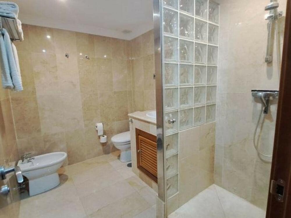 2 soveværelse Lejlighed til salg i Nueva Andalucia med swimmingpool garage - € 495.000 (Ref: 9355346)