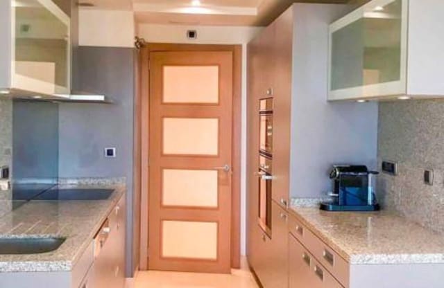 3 camera da letto Appartamento da affittare in La Carolina - Guadalpín, Marbella con piscina garage - 3.500 € (Rif: 9357958)