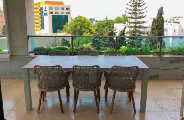 Appartement de 3 chambres à louer à La Carolina - Guadalpín, Marbella avec piscine garage - 3 500 € (Ref: 9357958)