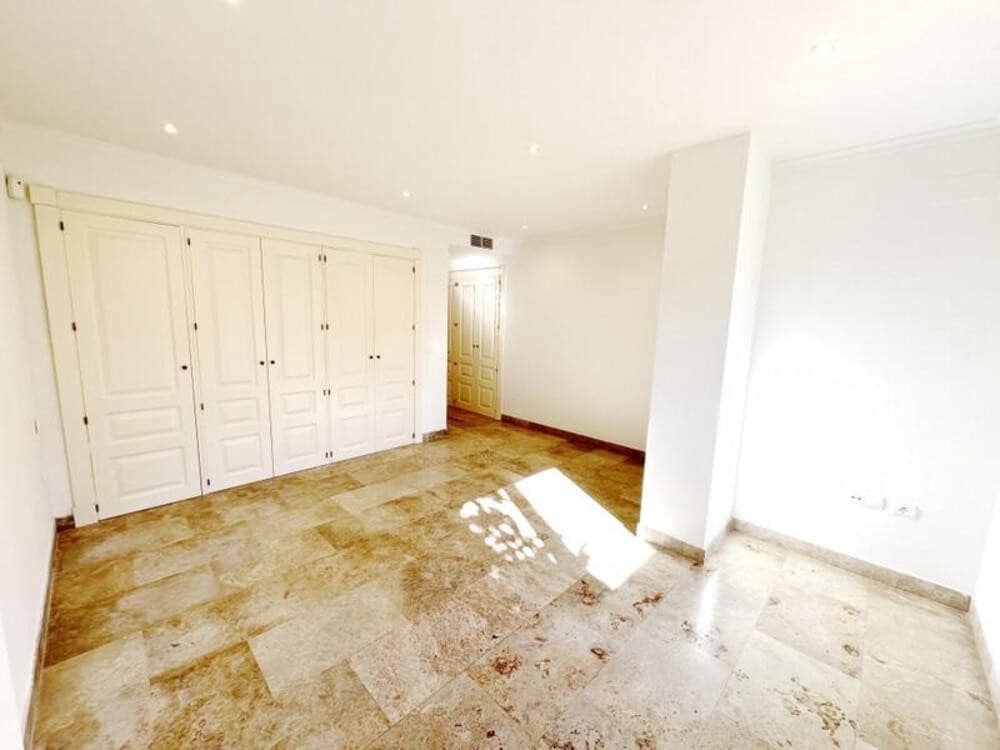 3 camera da letto Appartamento da affittare in Marbella con piscina garage - 3.300 € (Rif: 9361768)