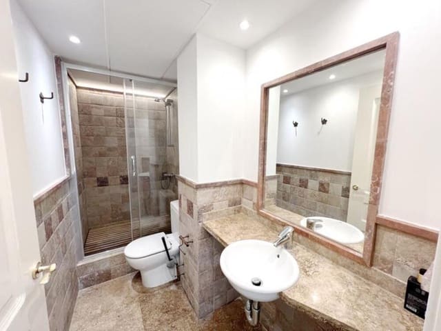 3 camera da letto Appartamento da affittare in Lomas De Marbella, Marbella con piscina garage - 3.300 € (Rif: 9361768)