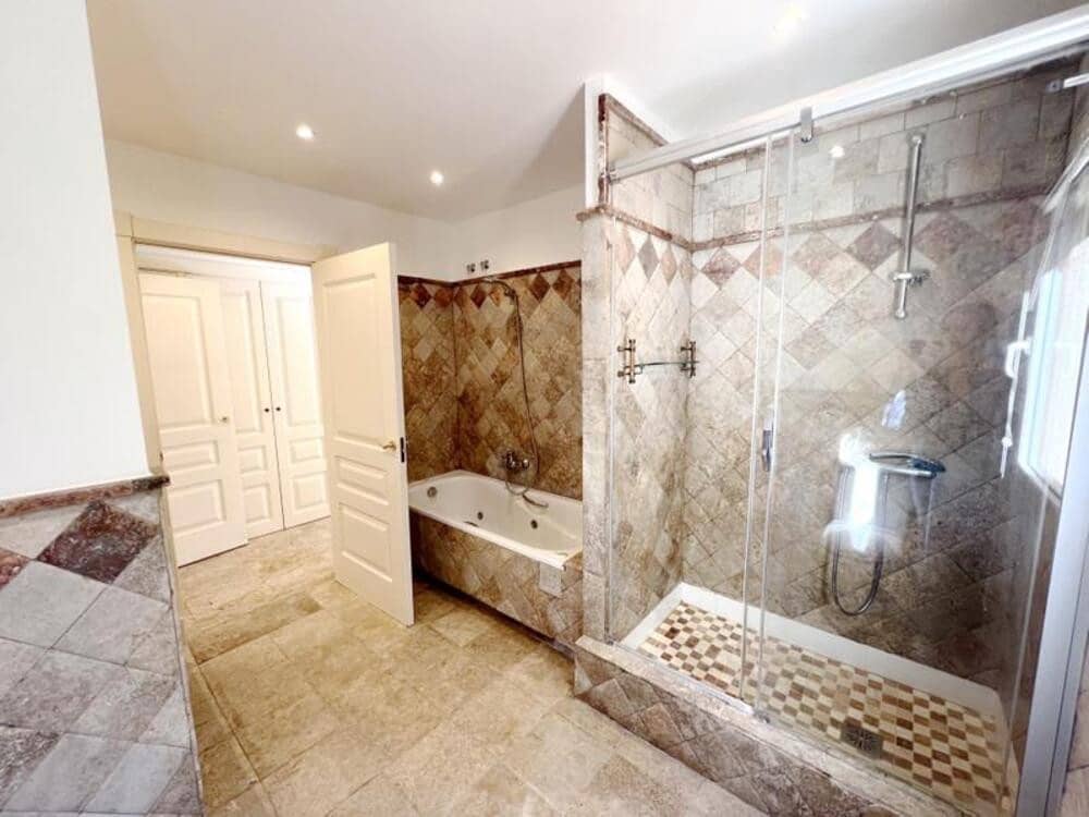 3 camera da letto Appartamento da affittare in Marbella con piscina garage - 3.300 € (Rif: 9361768)