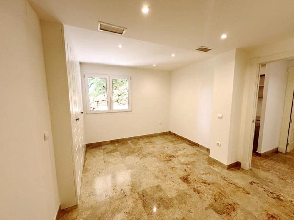 3 camera da letto Appartamento da affittare in Marbella con piscina garage - 3.300 € (Rif: 9361768)