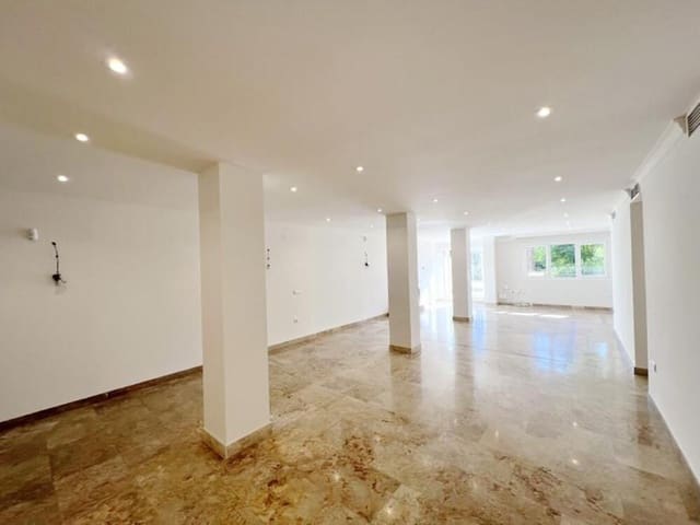 3 makuuhuone Huoneisto vuokrattavana paikassa Lomas De Marbella, Marbella mukana uima-altaan 
autotalli - 3 300 € (Ref: 9361768)