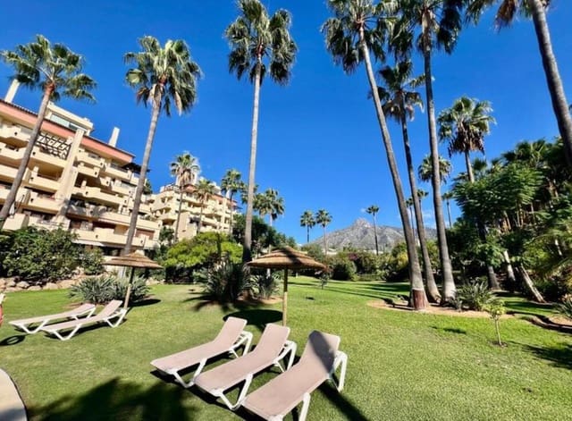 3 makuuhuone Huoneisto vuokrattavana paikassa Lomas De Marbella, Marbella mukana uima-altaan 
autotalli - 3 300 € (Ref: 9361768)
