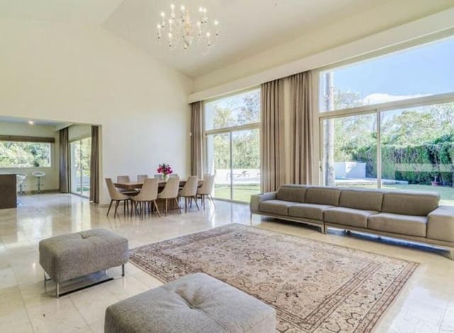 3 soverom Villa til leie i Guadalmina Baja, Marbella med svømmebasseng garasje - € 7 800 (Ref: 9361774)