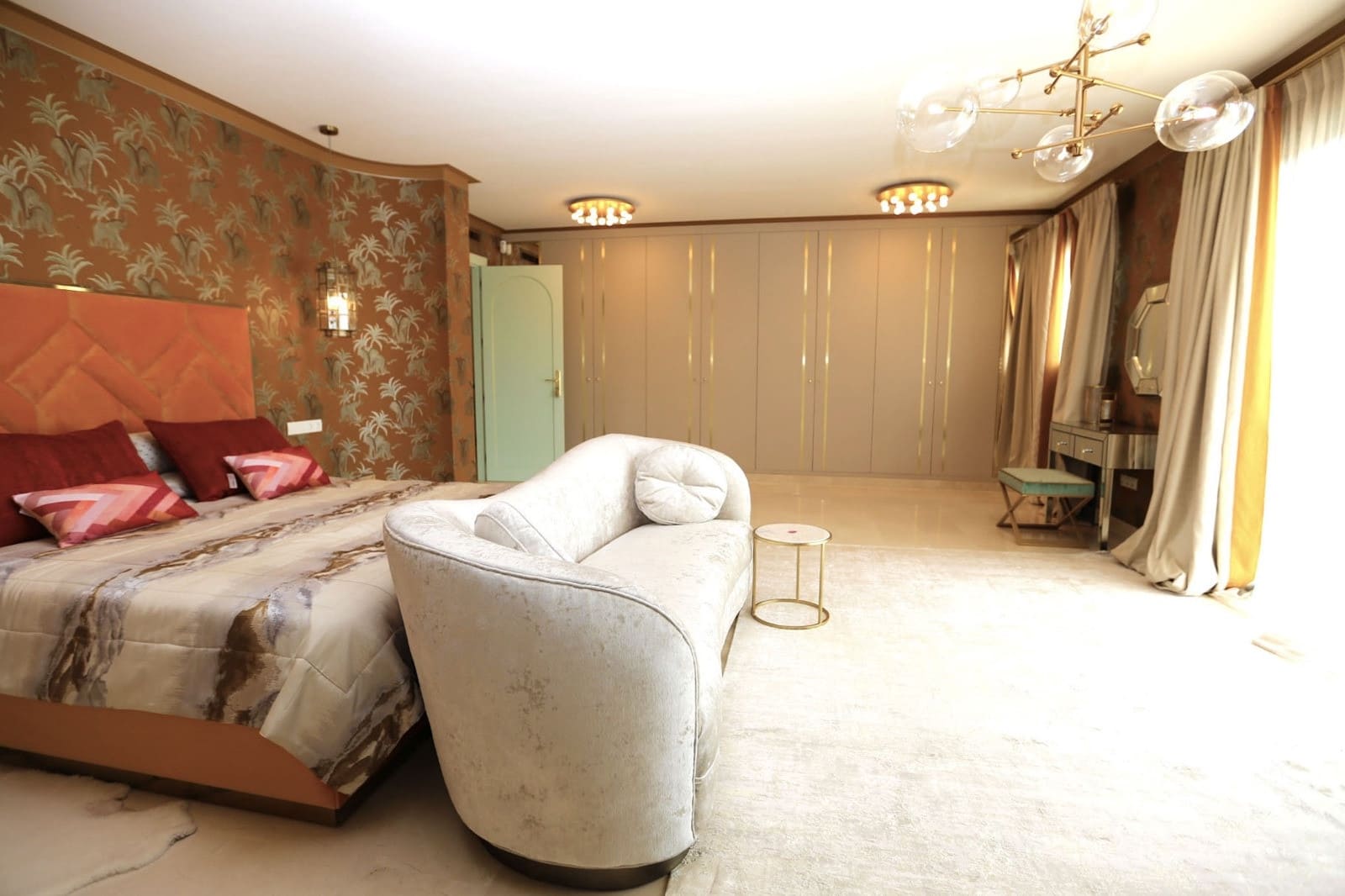 5 camera da letto Villa da affittare in New Golden Mile con piscina garage - 20.000 € (Rif: 9361775)