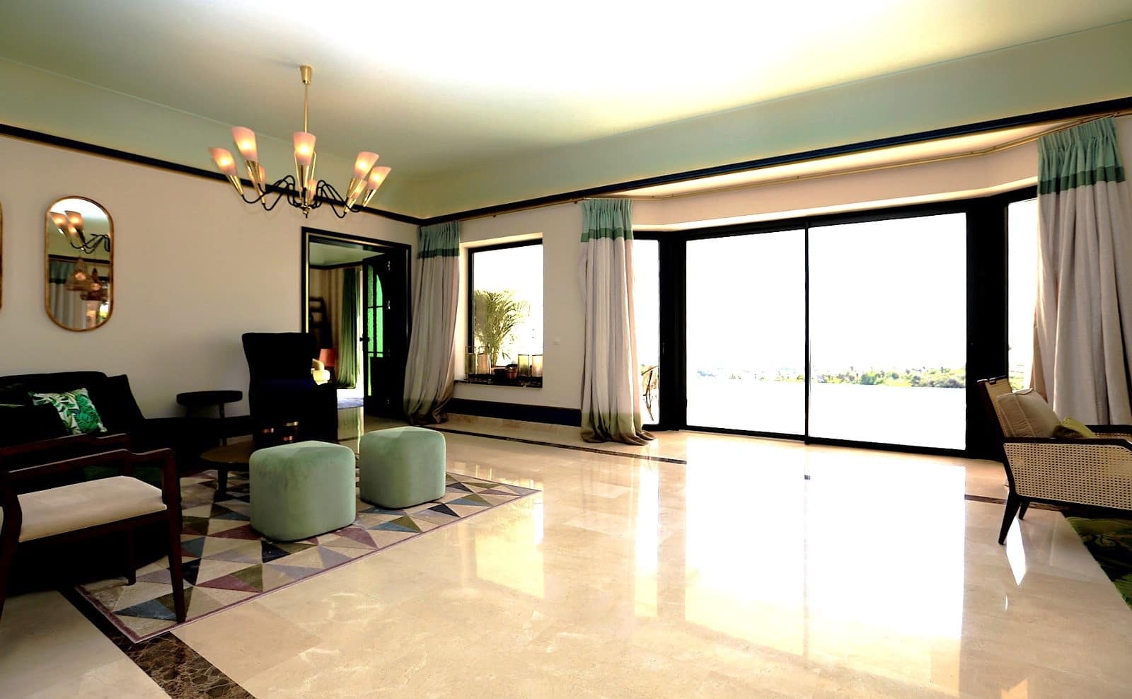 5 sovrum Villa för semesterbostäder i New Golden Mile med pool garage - 7 000 € (Ref: 9361776)