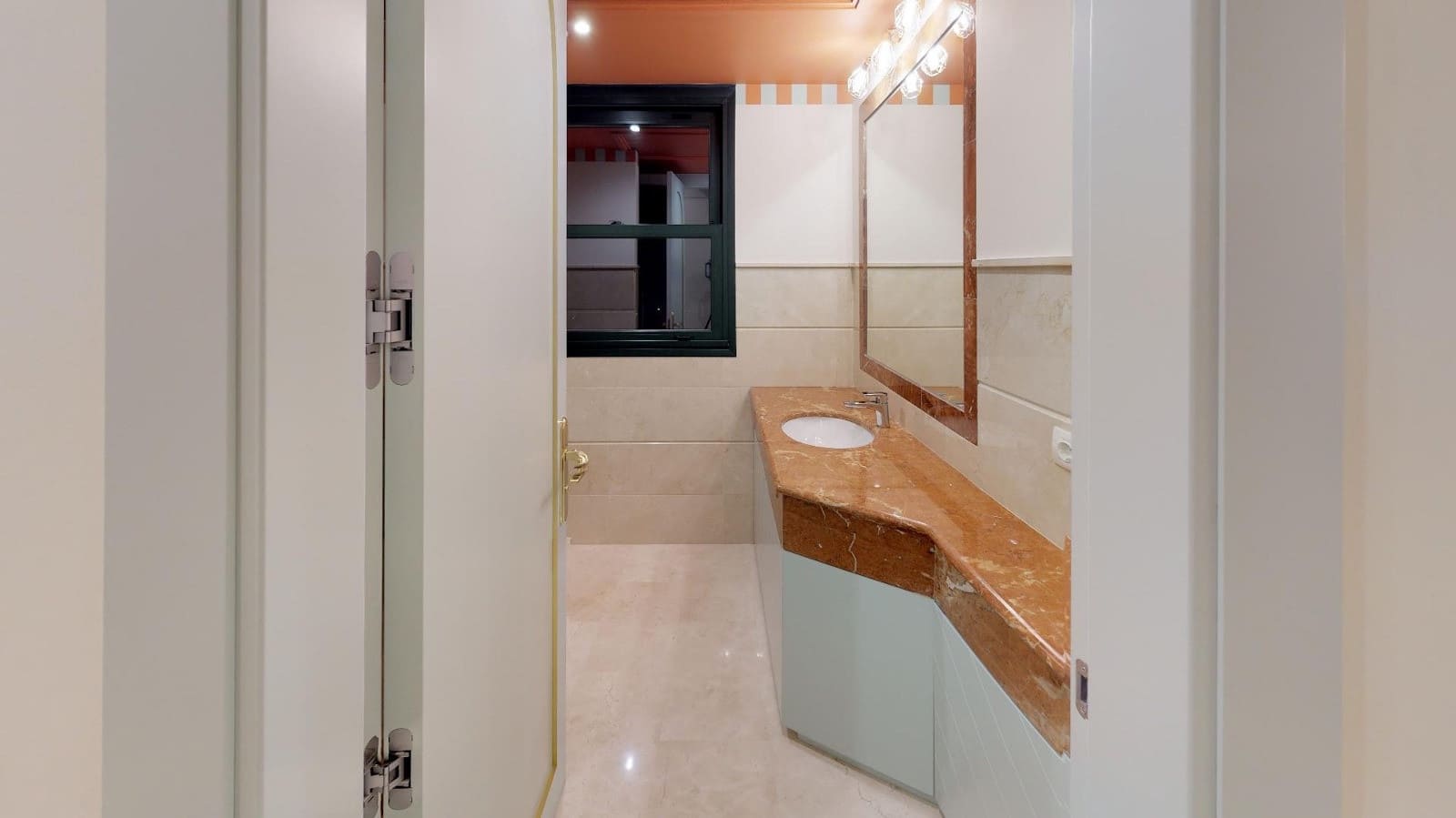 5 sovrum Villa för semesterbostäder i New Golden Mile med pool garage - 7 000 € (Ref: 9361776)