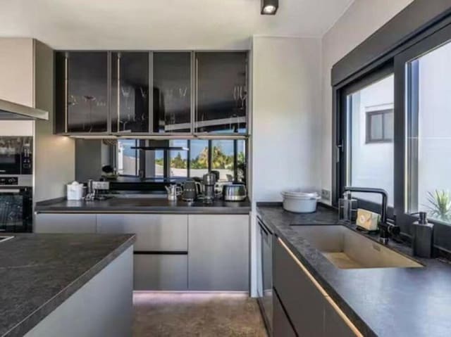 3 camera da letto Appartamento da affittare in Lomas De Marbella, Marbella con piscina garage - 5.000 € (Rif: 9361777)