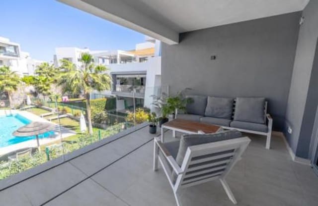 4 bedroom Apartment for rent in La Concha - Resina Golf, Estepona with pool garage - € 3,400 (Ref: 9361778)