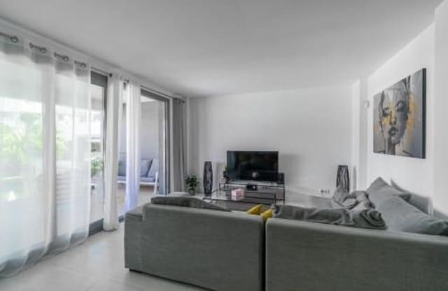 4 bedroom Apartment for rent in La Concha - Resina Golf, Estepona with pool garage - € 3,400 (Ref: 9361778)