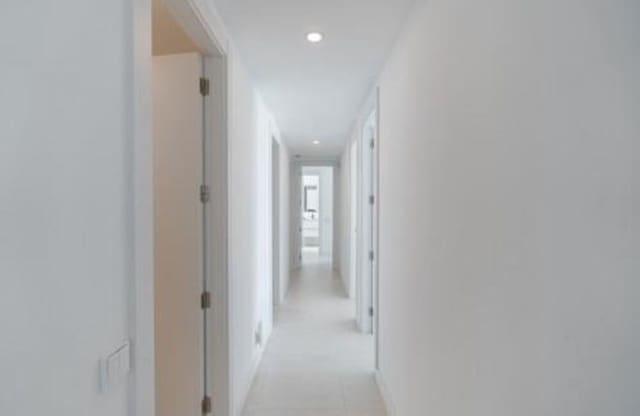 4 bedroom Apartment for rent in La Concha - Resina Golf, Estepona with pool garage - € 3,400 (Ref: 9361778)